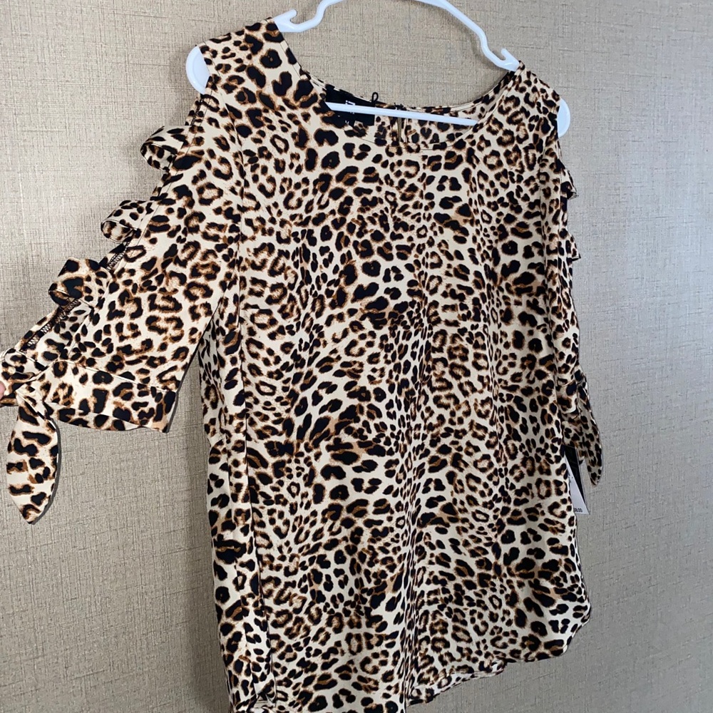 Women’s leopard print blouse (size medium)